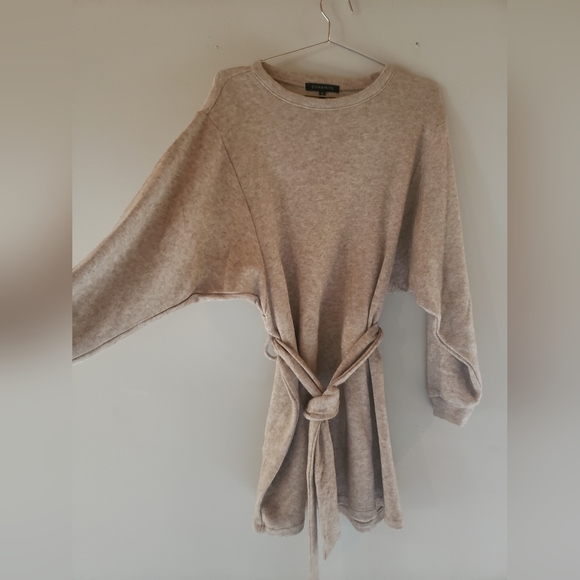 Dynamite wrap sweater dress size small - Picture 3 of 3